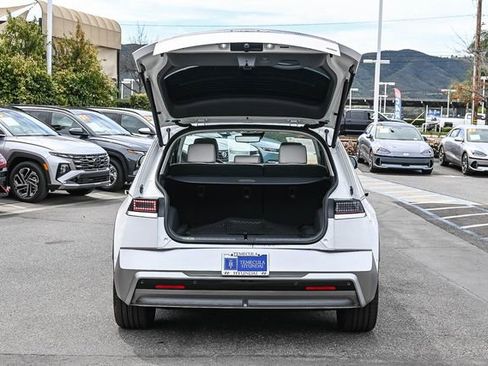 Certified 2025 Hyundai Ioniq 5 Limited image 9