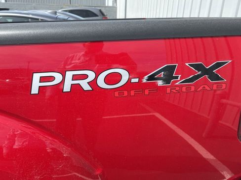 Used 2010 Nissan Frontier PRO-4X w/ Pro-4x Value Truck Pkg image 12