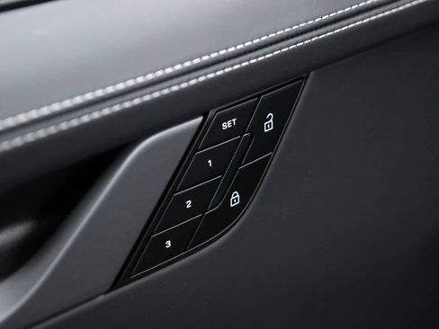 New 2026 Porsche 911 Targa 4S image 19