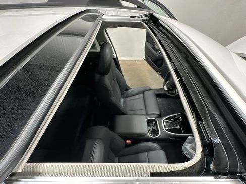 Certified 2025 Subaru Outback Limited image 6