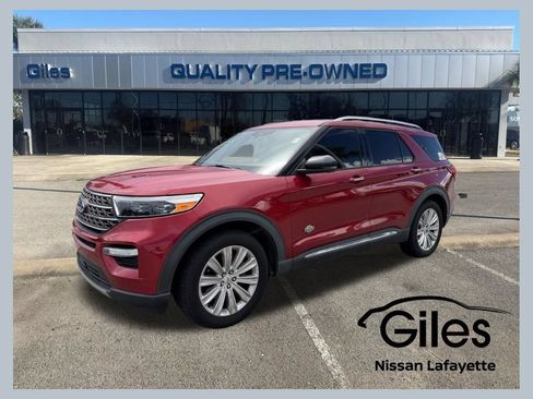 Used 2021 Ford Explorer King Ranch w/ Premium Technology Package RWD image 1