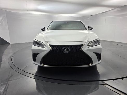 Used 2025 Lexus ES 350 F Sport image 2