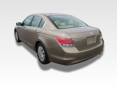 Used 2009 Honda Accord LX image 3