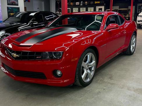 Used 2010 Chevrolet Camaro SS w/ RS Package RWD image 1