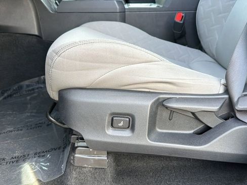 Used 2024 Toyota Tacoma SR5 RWD image 18