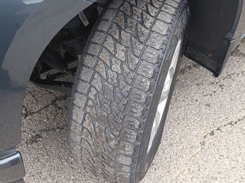 Used 2019 Chevrolet Silverado 1500 Custom w/ Custom Convenience Package image 9