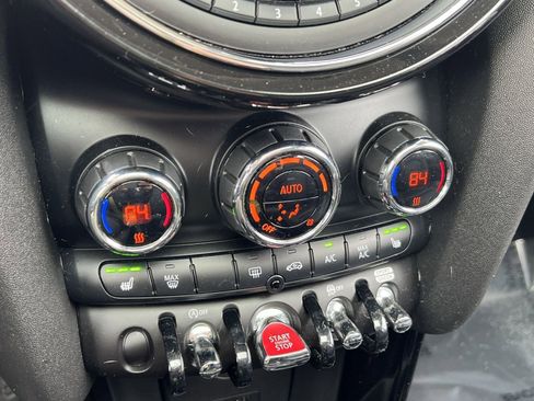 Used 2020 MINI Cooper S image 22