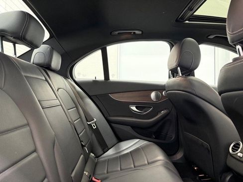 Used 2020 Mercedes-Benz C 300 4MATIC Sedan image 8