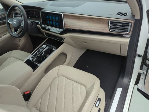 New 2026 Volkswagen Atlas SEL Premium R-Line image 23