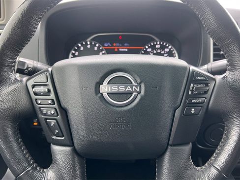 Used 2022 Nissan Frontier SV image 26