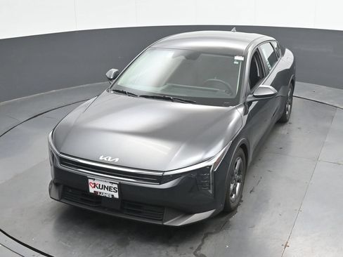 Used 2025 Kia K4 FWD image 33