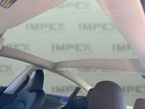 Used 2023 Tesla Model 3 Standard Range RWD image 11