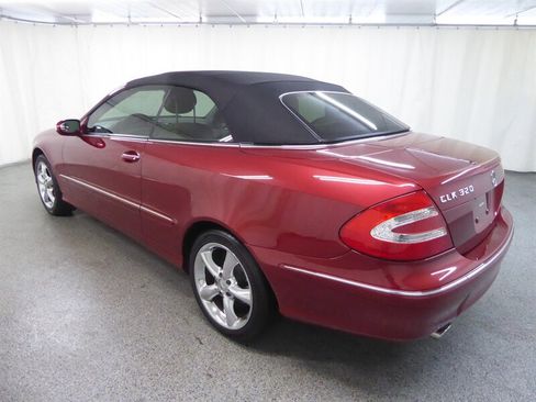 Used 2005 Mercedes-Benz CLK 320 Cabriolet image 5