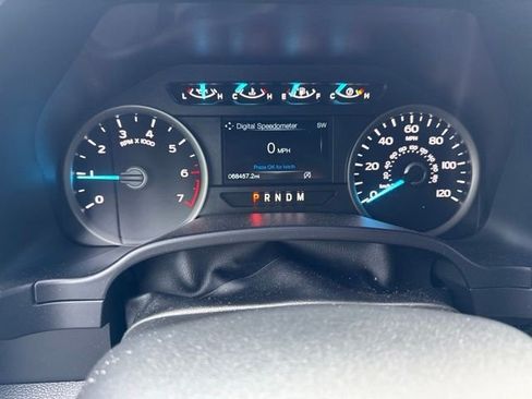 Used 2020 Ford F150 XLT w/ Equipment Group 302A Luxury AWD/4WD image 18