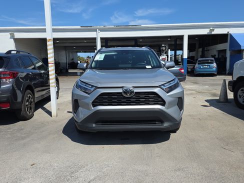 Used 2024 Toyota RAV4 XLE image 9