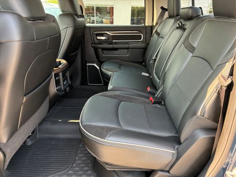 Used 2023 RAM 2500 Laramie AWD/4WD image 16