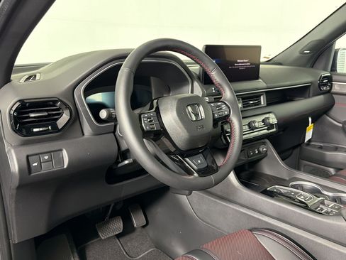 New 2026 Honda Pilot Black Edition image 3