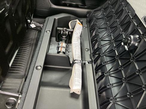 Certified 2023 Toyota Tacoma SR5 image 29