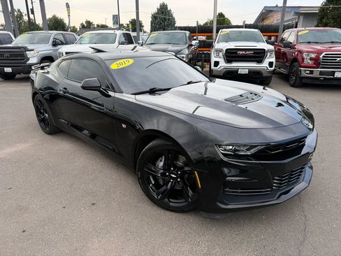 Used 2019 Chevrolet Camaro SS RWD image 3