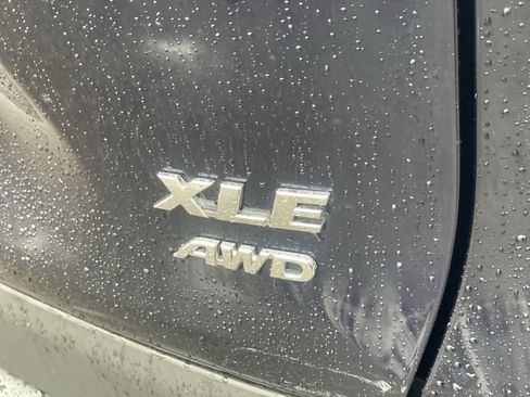 Used 2024 Toyota RAV4 XLE image 31
