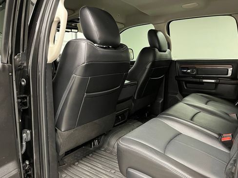 Used 2018 RAM 2500 Laramie w/ Sport Appearance Group AWD/4WD image 45