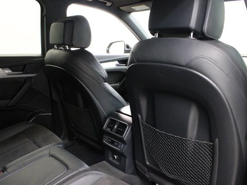 Used 2018 Audi SQ5 Premium Plus AWD/4WD image 23