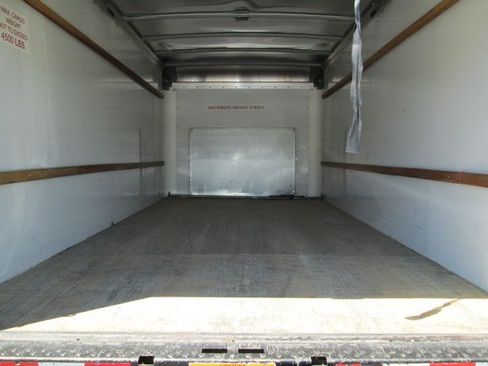Used 2022 Ford E-350 and Econoline 350 Super Duty w/ Power Windows & Locks Group RWD image 7