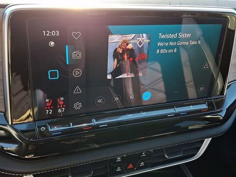 Used 2025 Volkswagen Atlas SE image 19