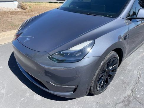Used 2023 Tesla Model Y Long Range AWD/4WD image 22
