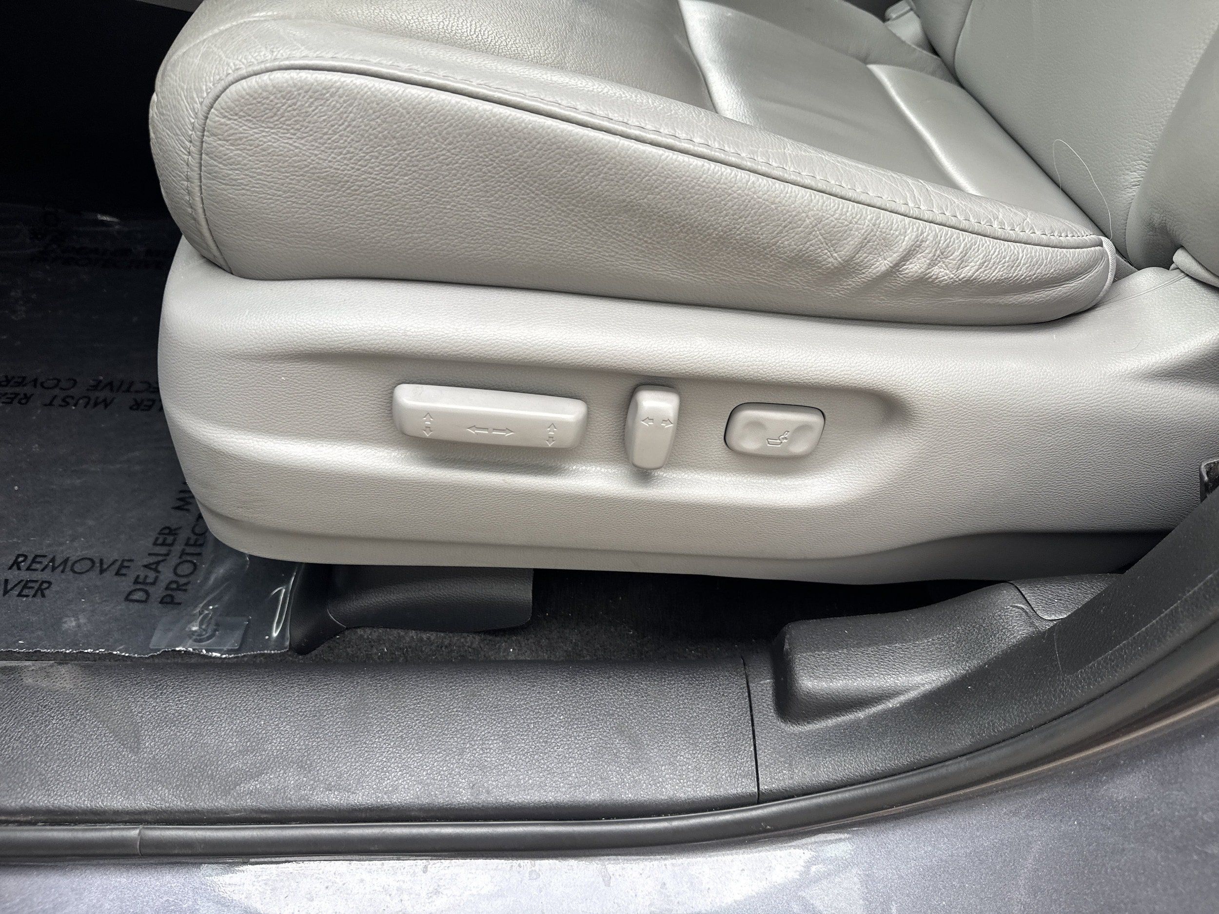 Used 2021 Honda Pilot Touring image 6