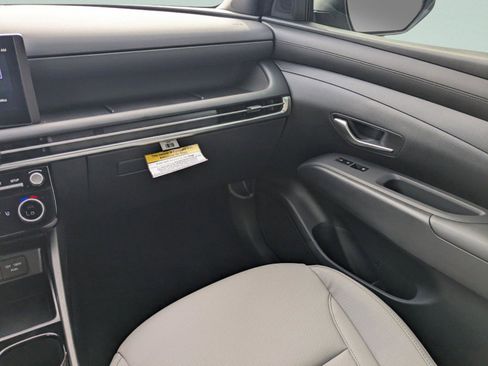 New 2026 Hyundai Santa Cruz SEL FWD image 17