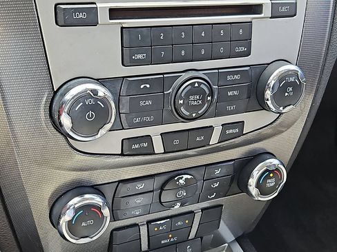 Used 2012 Ford Fusion SEL FWD image 18