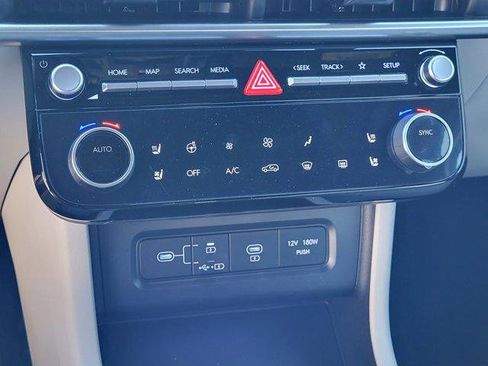 New 2026 Hyundai Tucson Limited image 21