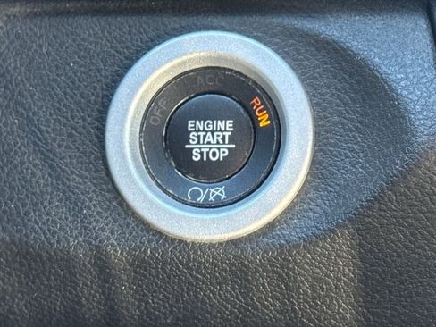 Used 2022 RAM 1500 Classic Warlock w/ Electronics Group image 4