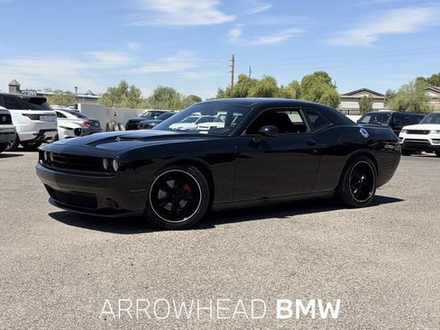 Used 2020 Dodge Challenger SXT RWD image 1