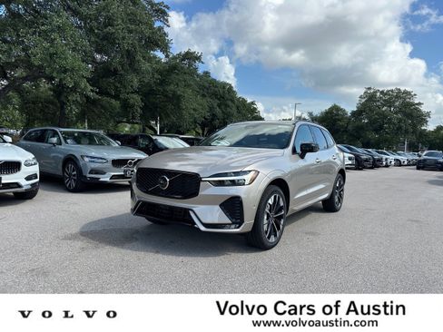 Used 2026 Volvo XC60 B5 Plus w/ Protection Package Premier image 1