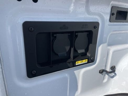 Used 2024 Ford Ranger XLT w/ Trailer Tow Package image 8