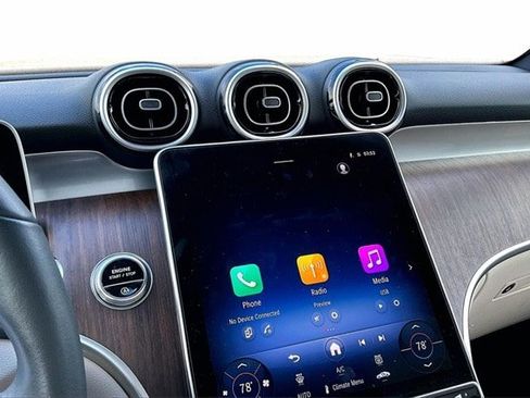 Used 2025 Mercedes-Benz GLC 300 300 image 12