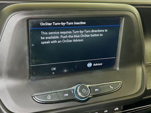 Used 2020 Chevrolet Camaro LT RWD image 11