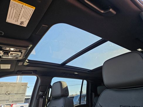 New 2026 GMC Yukon XL Denali w/ Sun & Power Step Package image 28