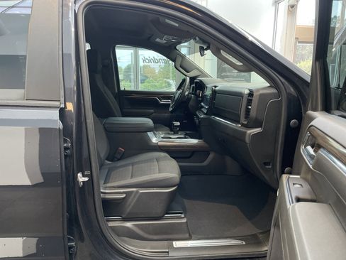 Used 2024 Chevrolet Silverado 1500 RST w/ Convenience Package II AWD/4WD image 36