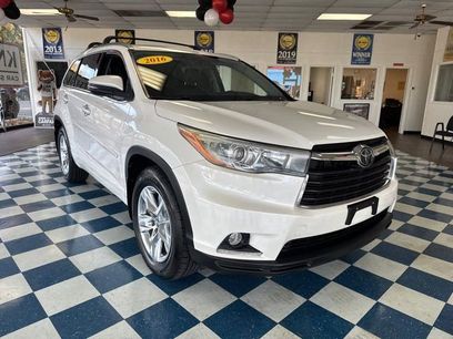 Used 2016 Toyota Highlander Limited