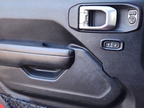 Used 2020 Jeep Wrangler Unlimited Sport S image 25