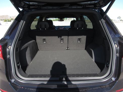 Used 2020 Chevrolet Equinox Premier image 12