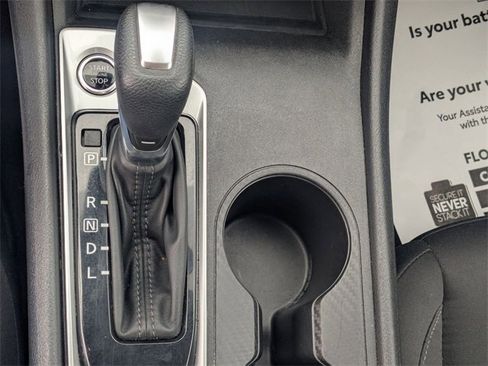 Used 2025 Nissan Altima 2.5 SV image 21