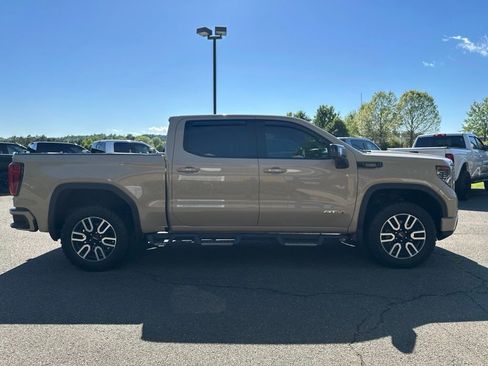 Used 2023 GMC Sierra 1500 AT4 w/ AT4 Premium Package AWD/4WD image 15