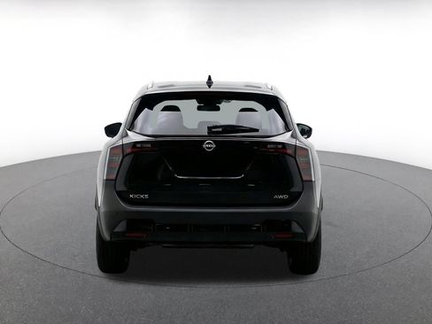 Used 2026 Nissan Kicks SV w/ Cold Weather Package AWD/4WD image 8
