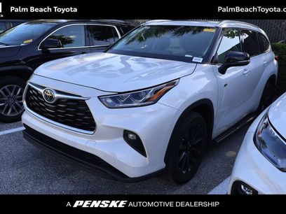 Used 2024 Toyota Highlander Limited