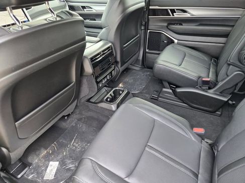 New 2026 Jeep Grand Wagoneer L Limited AWD/4WD image 21