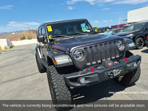Used 2021 Jeep Wrangler Unlimited Rubicon AWD/4WD image 3